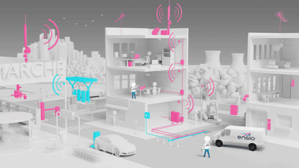 Illustration 3D des réseaux énergie et télécoms en milieu urbain : câblage d'un immeuble, antennes, bornes de recharge et intervention Ensio en ville